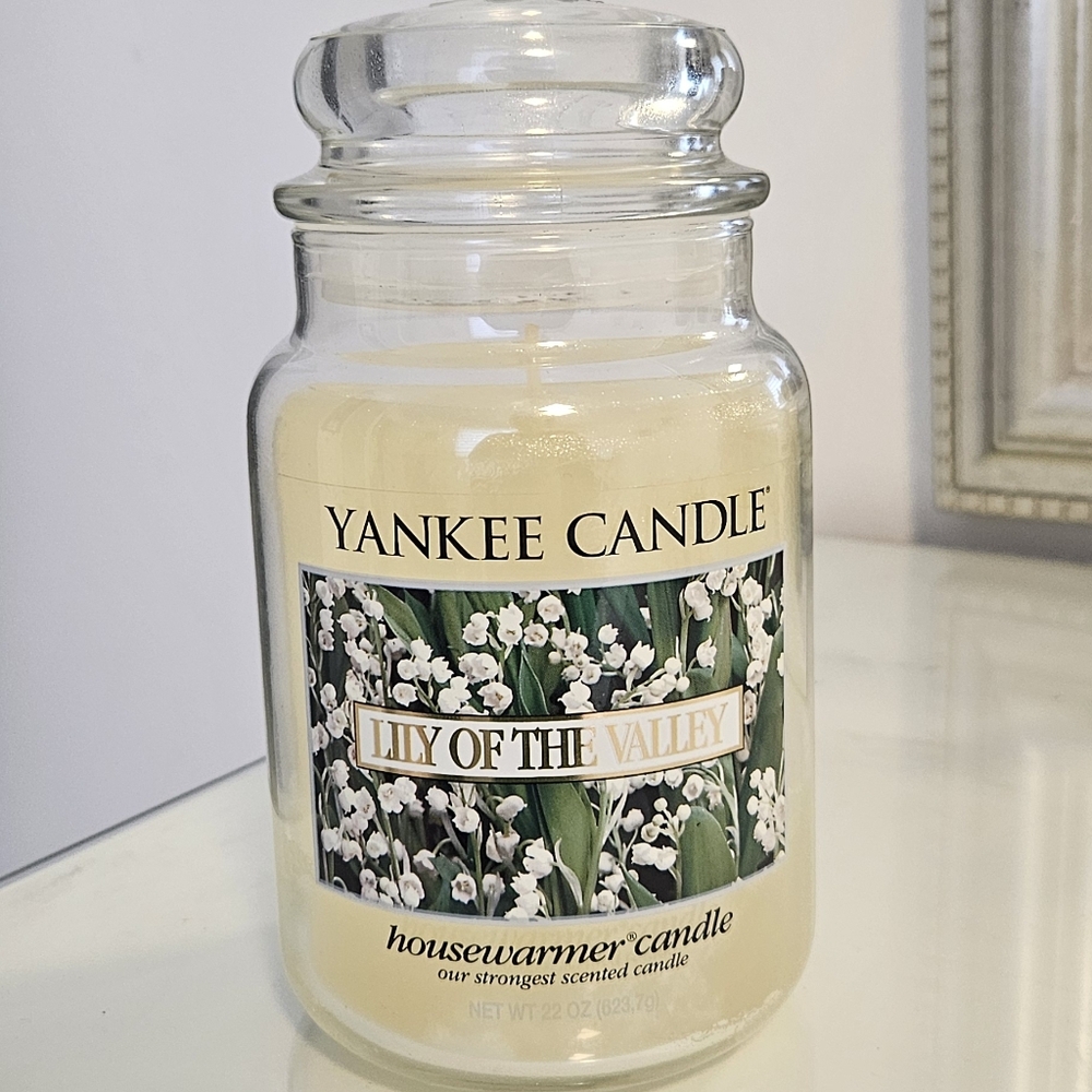 Yankee Candle Lily Of The Valley Housewarmer 22oz